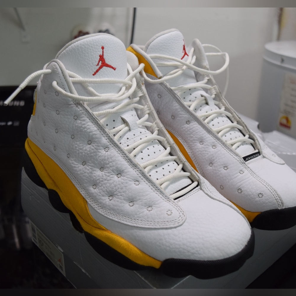 Jordan 13 Retro Del Sol size 10.5